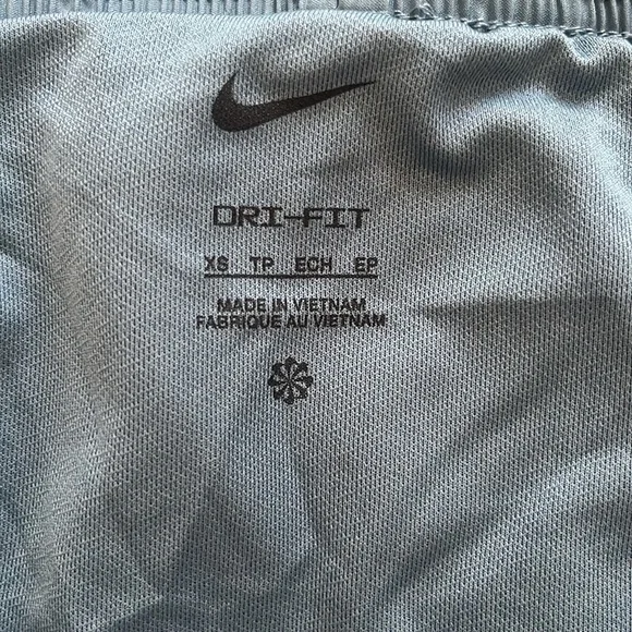 Nike Dri-Fit Extra Small Shorts - Picture 6 of 7